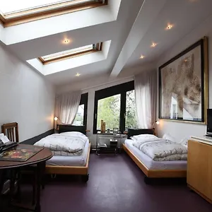 3* Gasthof Air Boardinghouse Tulip Stockum, Zu Fuß - 3 Minuten Zur Messe